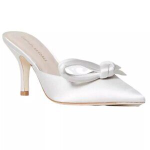 NWT!! Amyra Cream Bow Kitten Mule
